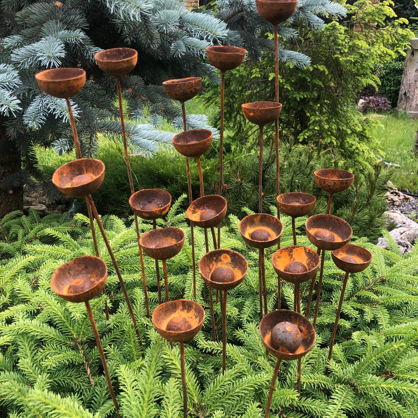 Rusty flowers set of 20, Flowers garden decor, Metal garden decor, metal yard art, outdoor metal decor, Rusty metal rain catchers