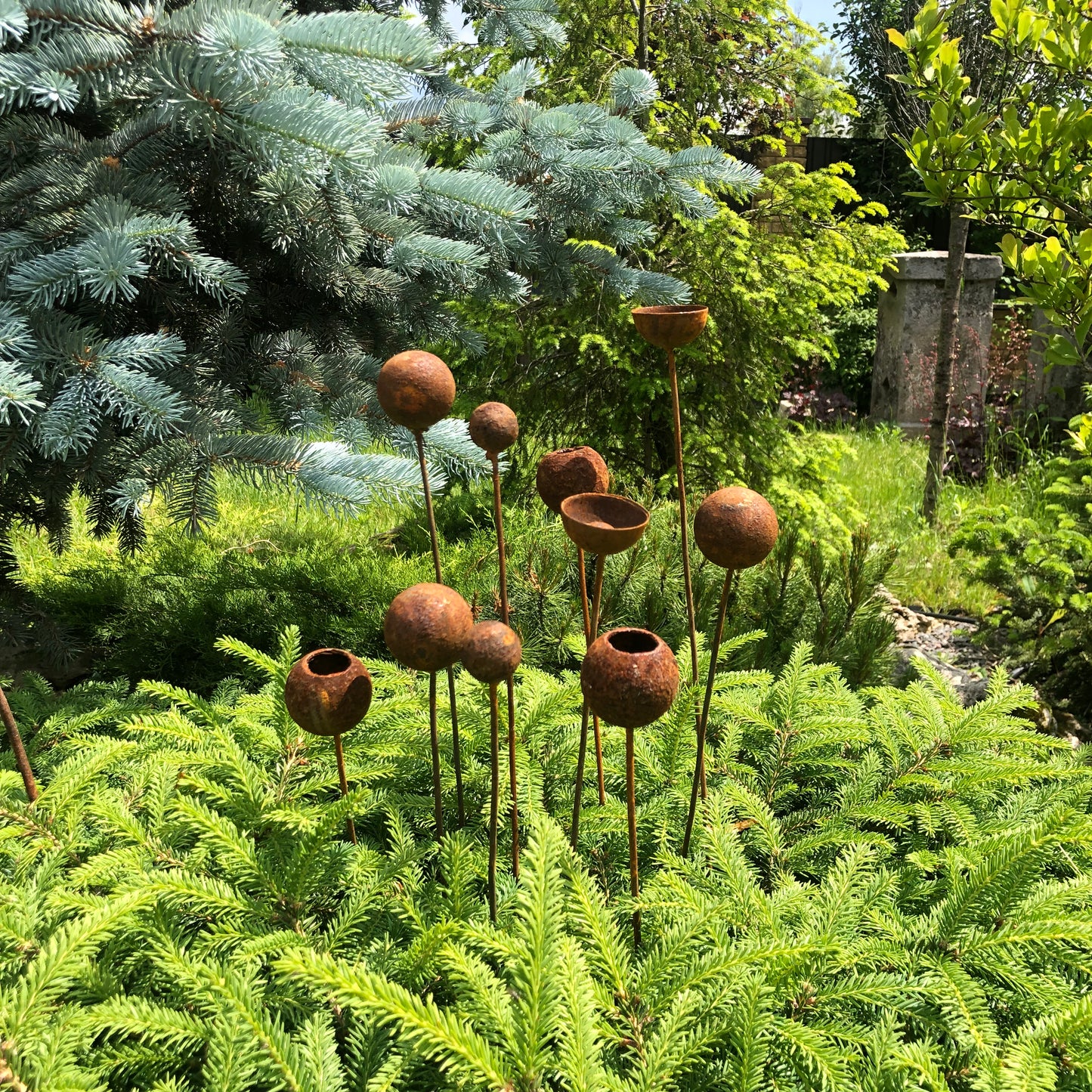 Rusty flowers set of 10, Flowers garden decor, Metal rain catchers, metal yard art, outdoor metal decor, Rusty metal garden decor