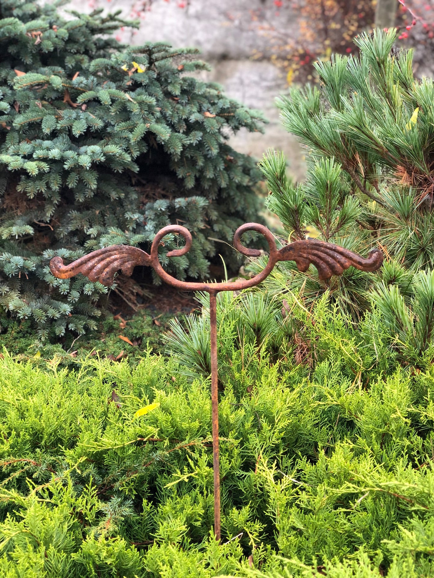 Rusty Metal garden stakes, Rusty garden finial, Metal garden decor, metal yard art, outdoor metal decor, Rusty metal garden decor