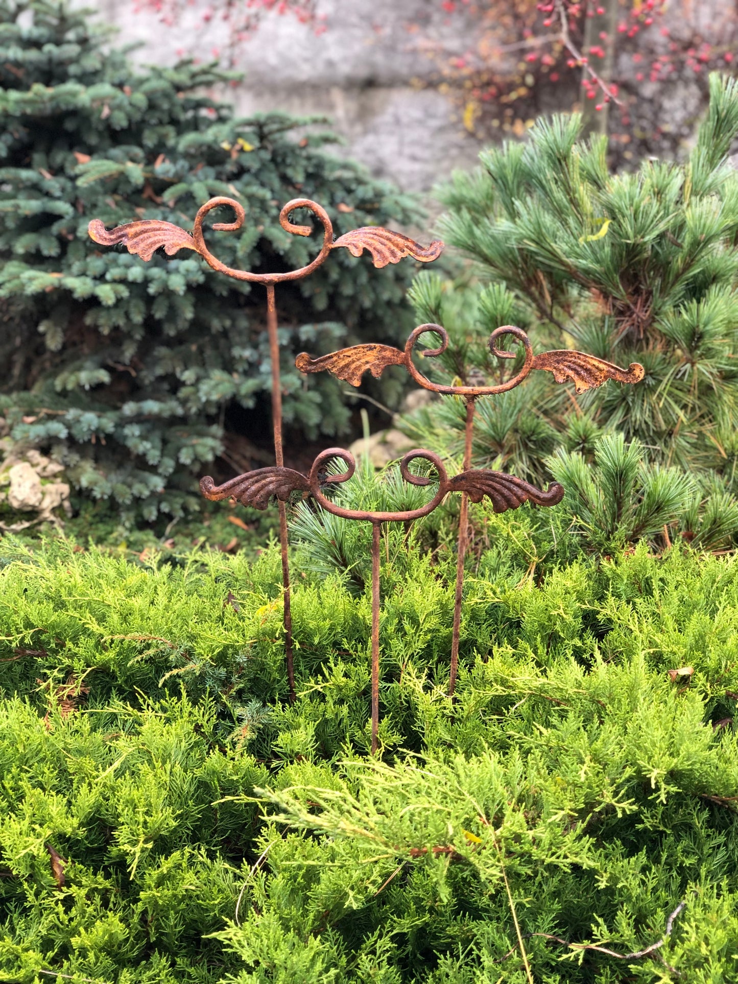 Rusty Metal garden stakes, Rusty garden finial, Metal garden decor, metal yard art, outdoor metal decor, Rusty metal garden decor