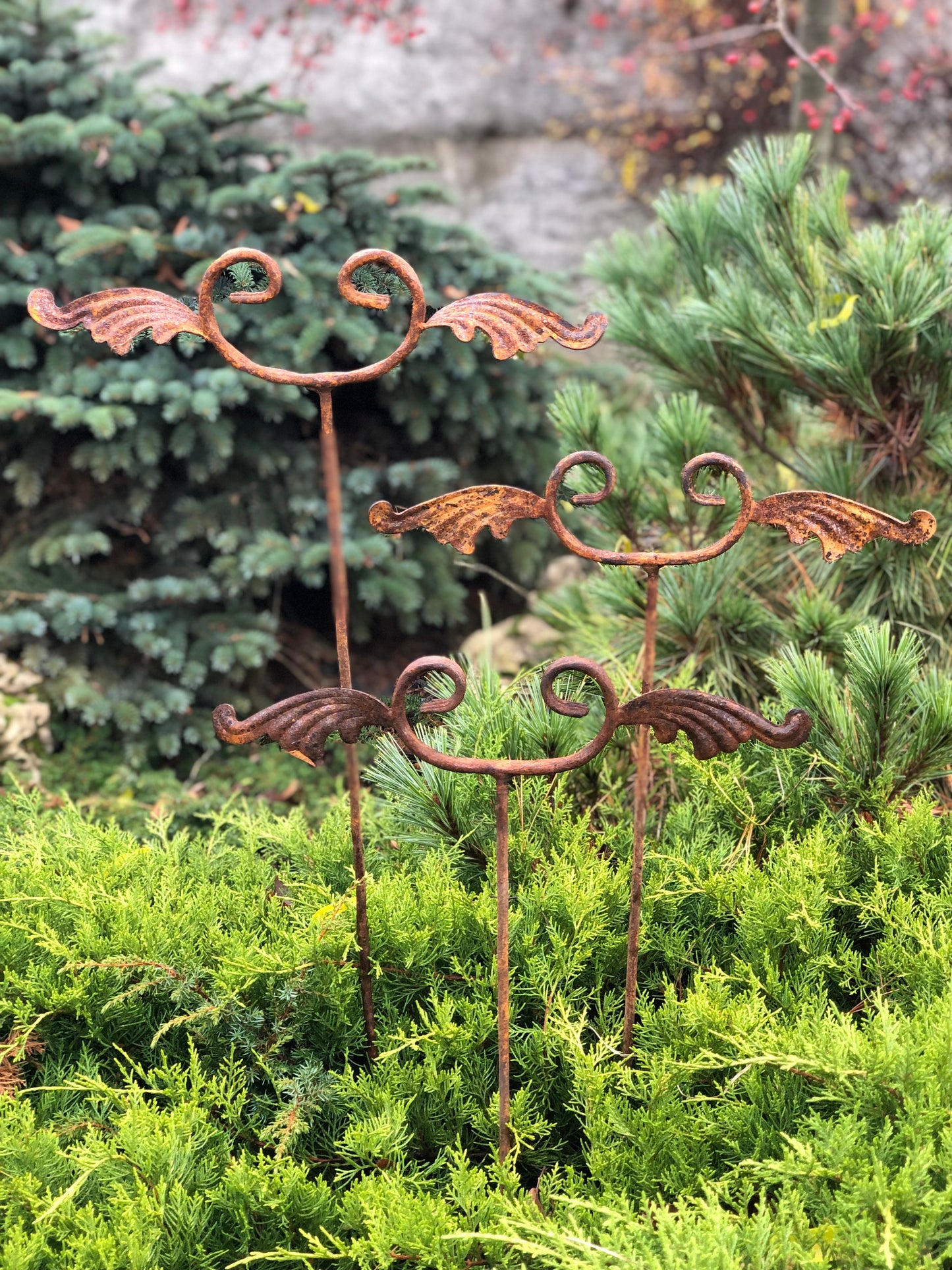 Rusty Metal garden stakes, Rusty garden finial, Metal garden decor, metal yard art, outdoor metal decor, Rusty metal garden decor