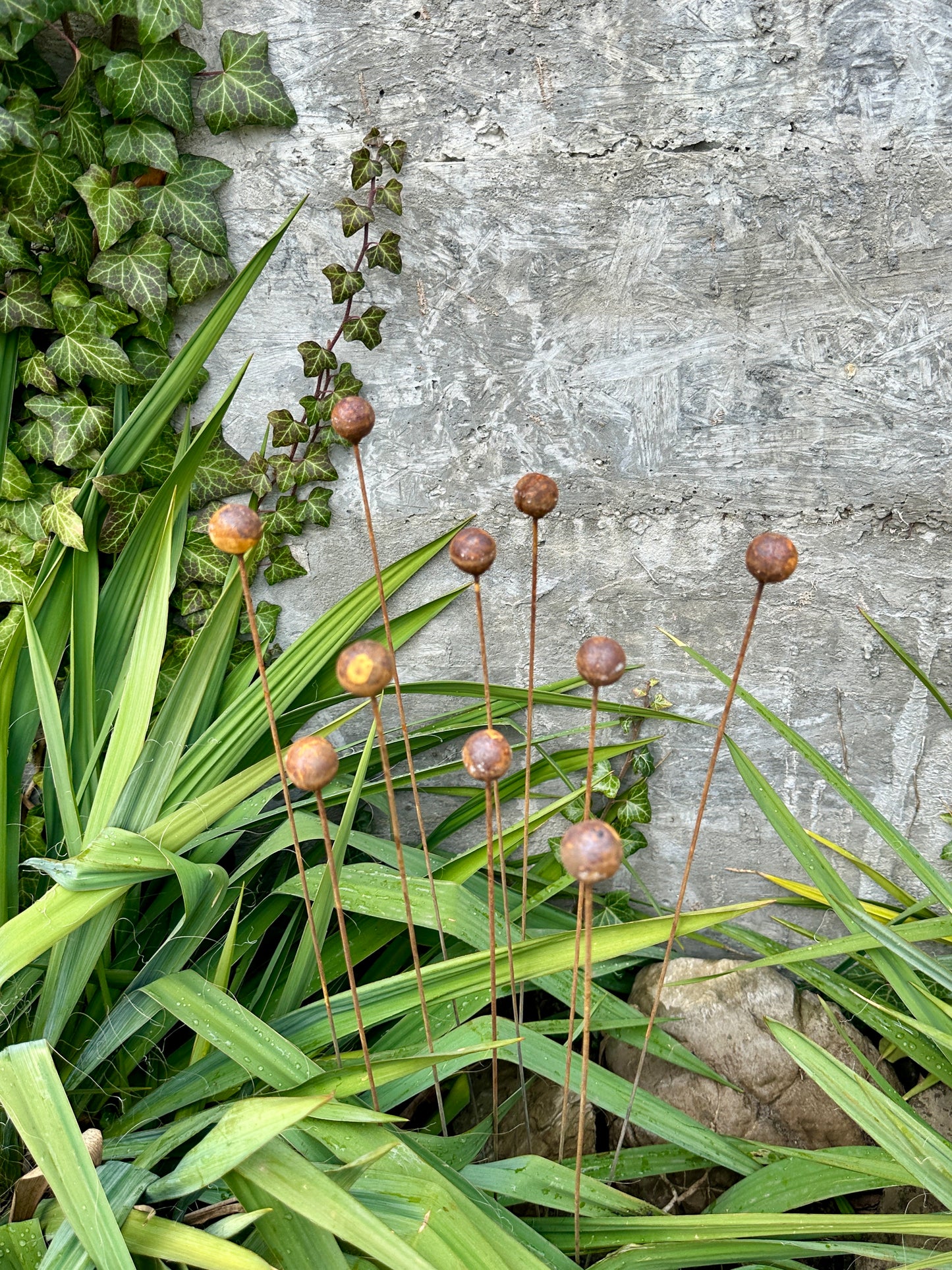 Rusty flowers set of 10, Metal Flower garden decor, Metal garden decor, metal yard art, outdoor metal decor, Rusty metal garden decor
