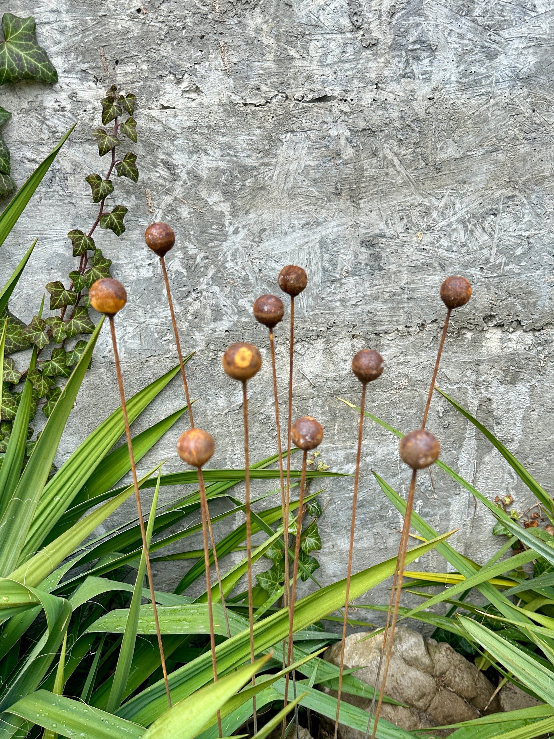 Rusty flowers set of 10, Metal Flower garden decor, Metal garden decor, metal yard art, outdoor metal decor, Rusty metal garden decor