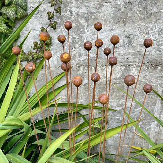 Rusty flowers set of 20, Metal Flower garden decor, Metal garden decor, metal yard art, outdoor metal decor, Rusty metal garden decor
