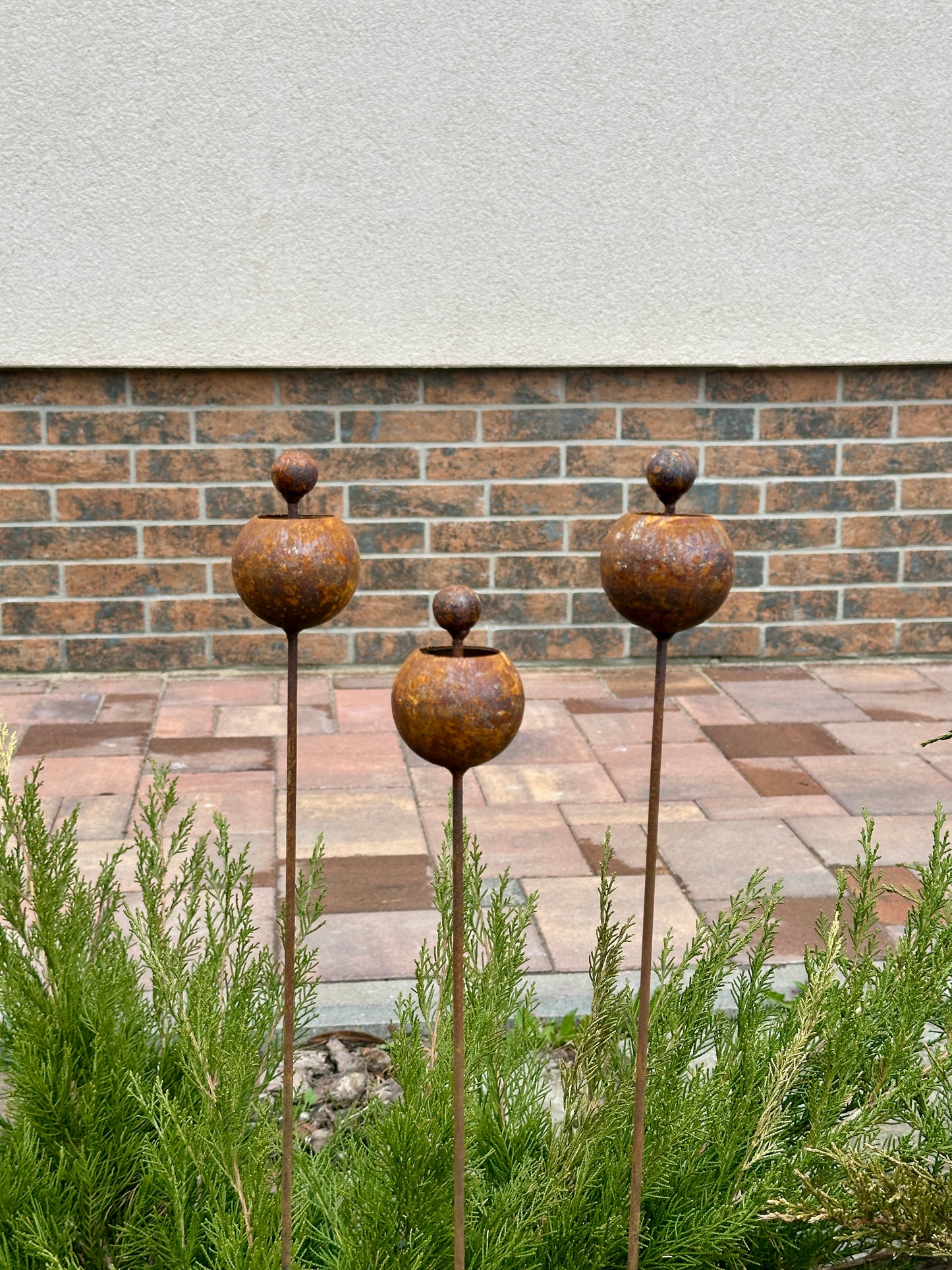 Rusty Flowers Set of 3, Flowers Garden Decor, Metal Rain Catchers, Metal Yard Art, Outdoor Metal Decor, Rustic Metal Garden Sculpture