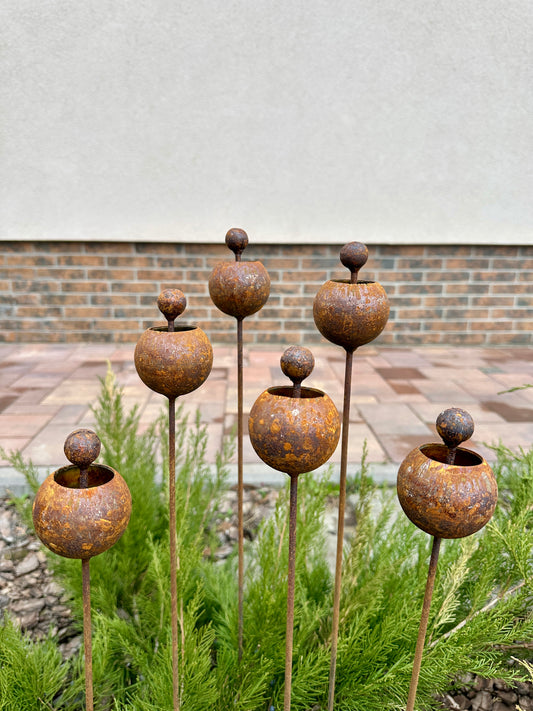 Rusty Flowers Set of 6, Flowers Garden Decor, Metal Rain Catchers, Metal Yard Art, Outdoor Metal Decor, Rustic Metal Garden Sculpture