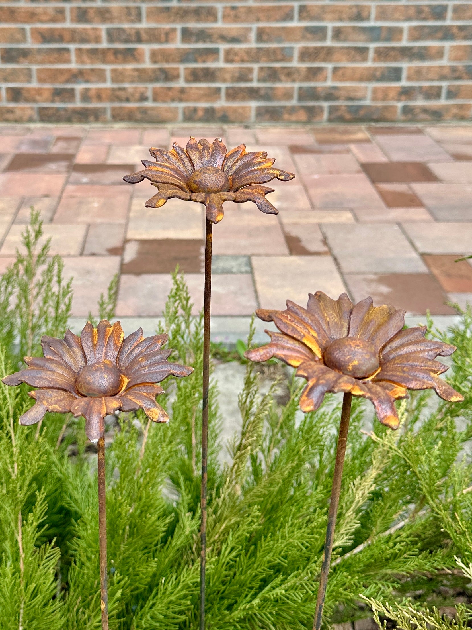 Rusty Flowers Set of 3, Metal Garden Decor, 3 Garden Stakes with Rusty Flowers, Outdoor Metal Yard Art, Rustic Weathered Metal Sculpture