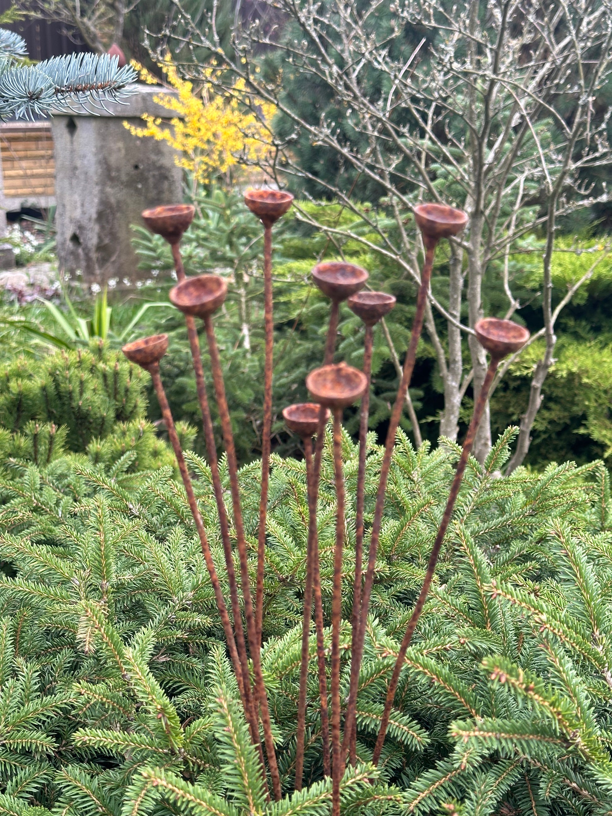 Rusty flowers set of 10, Tiny Metal Flower garden decor, Metal garden decor, metal yard art, outdoor metal decor, Rusty metal garden decor