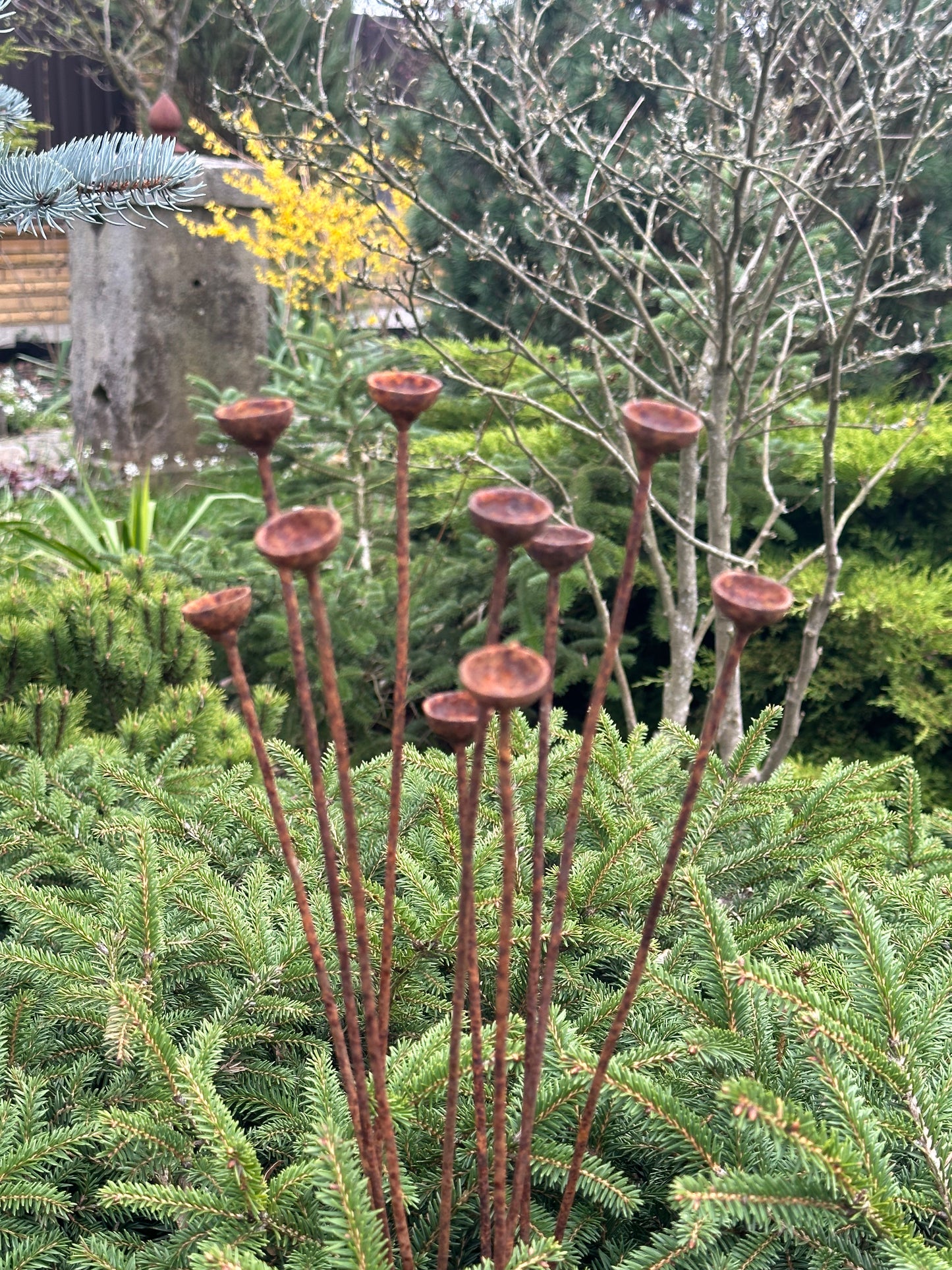 Rusty flowers set of 10, Tiny Metal Flower garden decor, Metal garden decor, metal yard art, outdoor metal decor, Rusty metal garden decor