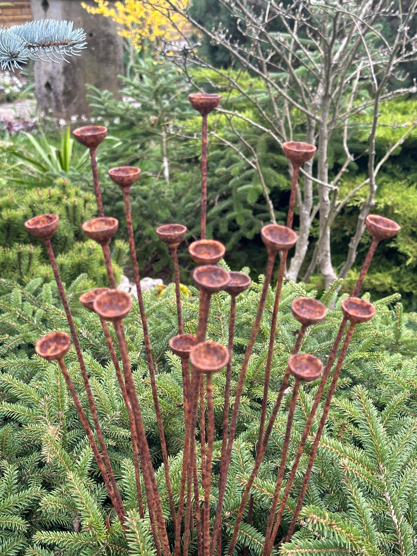 Rusty tiny flowers set of 20, 20 Rusty flowers garden stakes, Metal garden decor, metal yard art, outdoor metal decor, Rusty garden decor