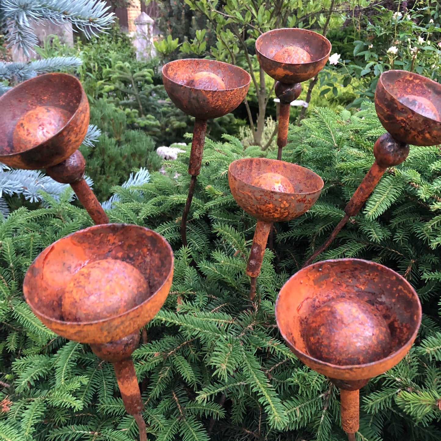 Rusty flowers set of 8, Metal garden decor, 8 Rusty flowers garden stakes,  metal yard art, outdoor metal decor, Rusty metal garden decor