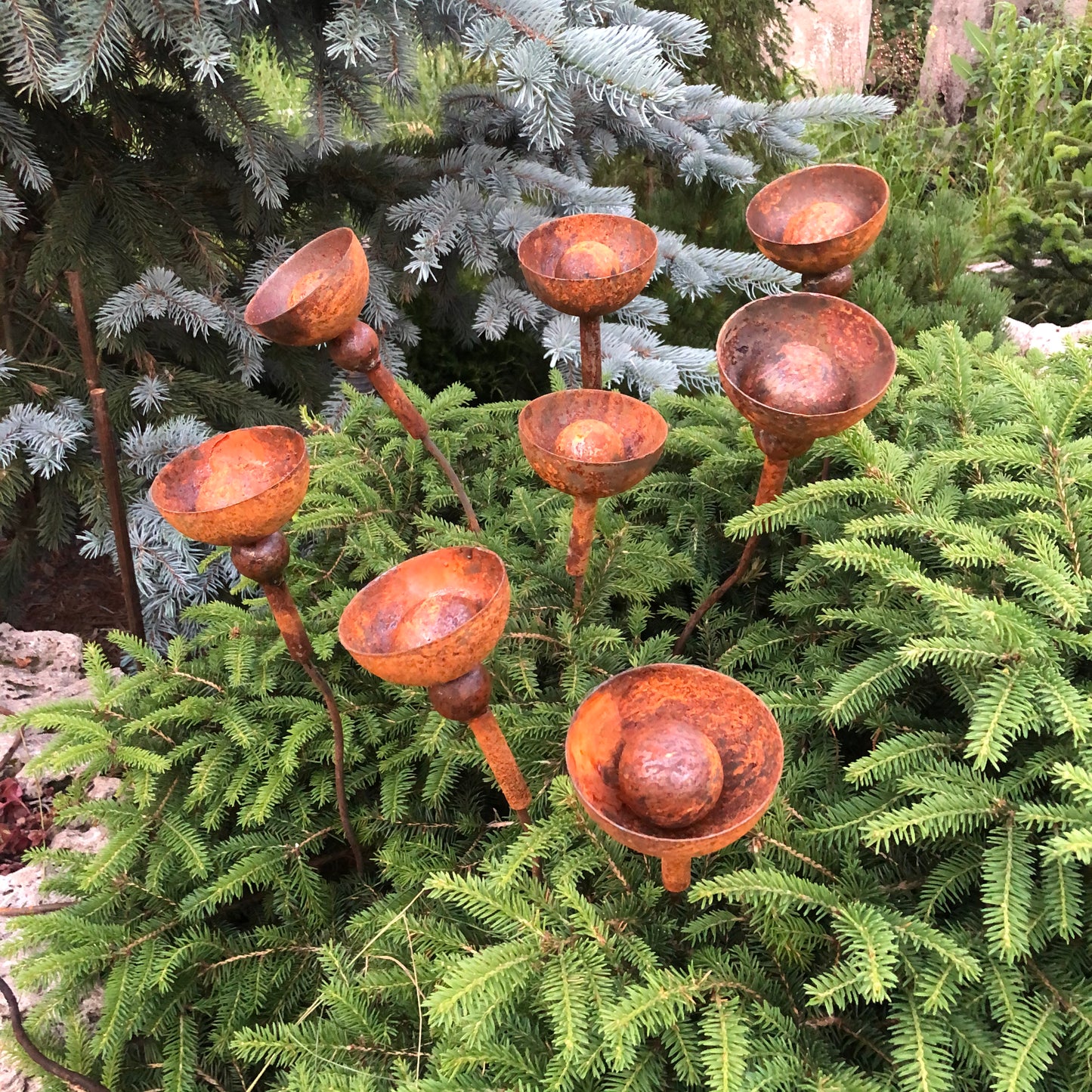 Rusty flowers set of 8, Metal garden decor, 8 Rusty flowers garden stakes,  metal yard art, outdoor metal decor, Rusty metal garden decor