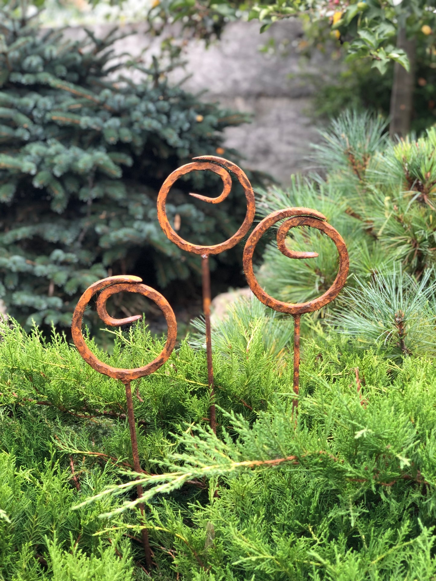 Set of 3 Rusty Metal garden stakes, Rusty garden finials, Metal garden decor, metal yard art, outdoor metal decor, Rusty metal garden decor