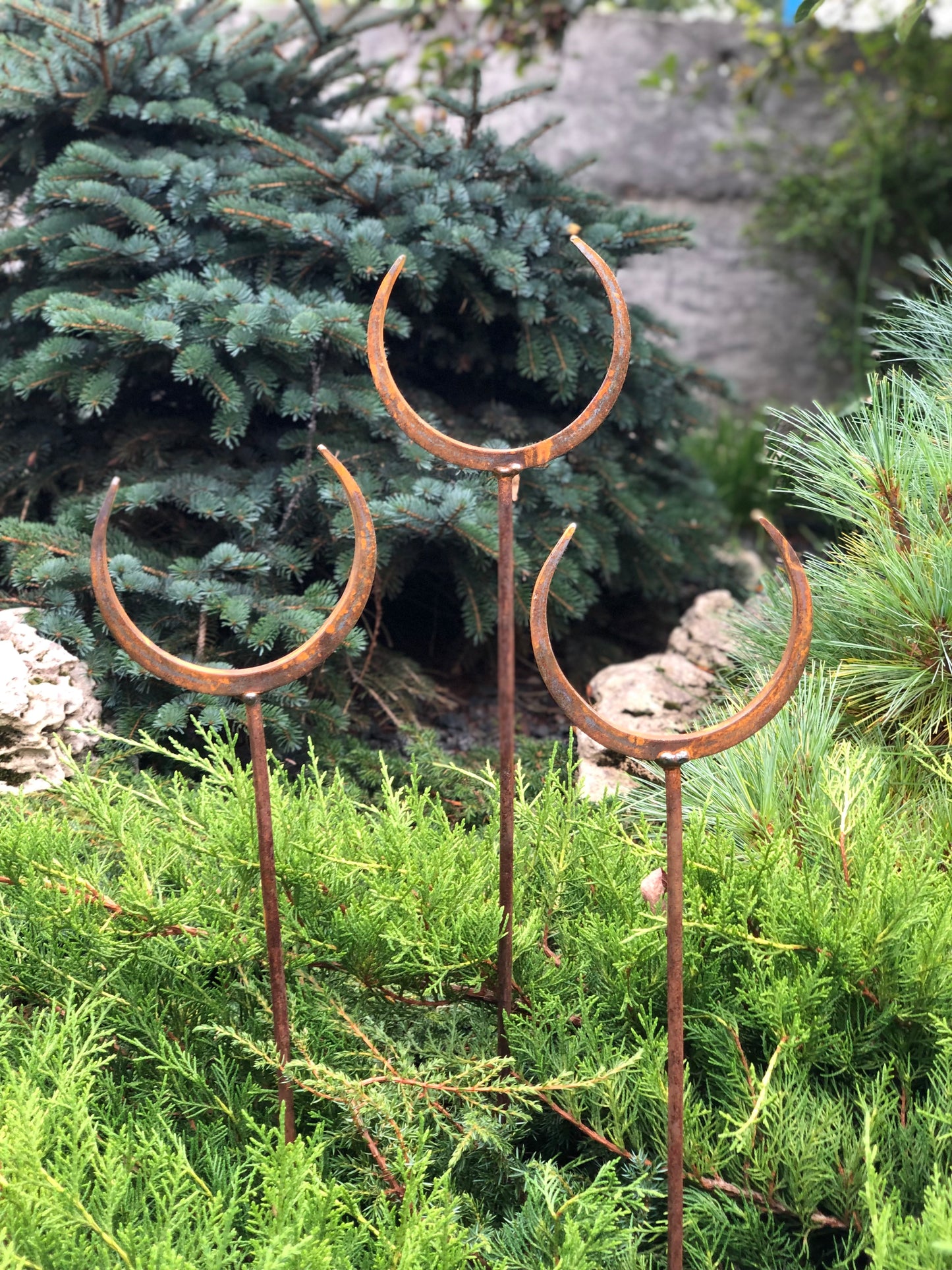 Set of 3 Rusty Metal garden stakes, Rusty garden finials, Metal garden decor, metal yard art, outdoor metal decor, Rusty metal garden decor