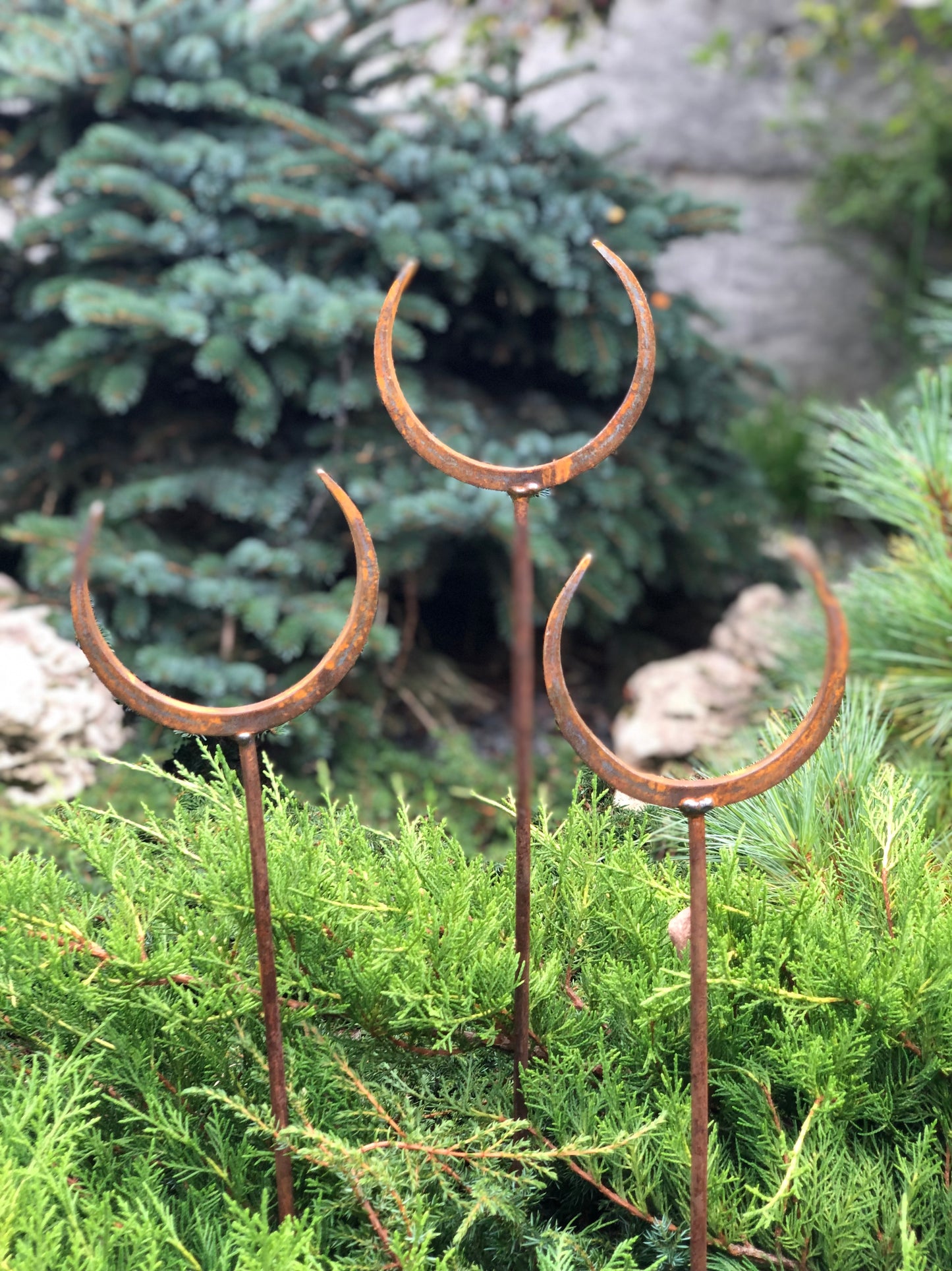 Set of 3 Rusty Metal garden stakes, Rusty garden finials, Metal garden decor, metal yard art, outdoor metal decor, Rusty metal garden decor