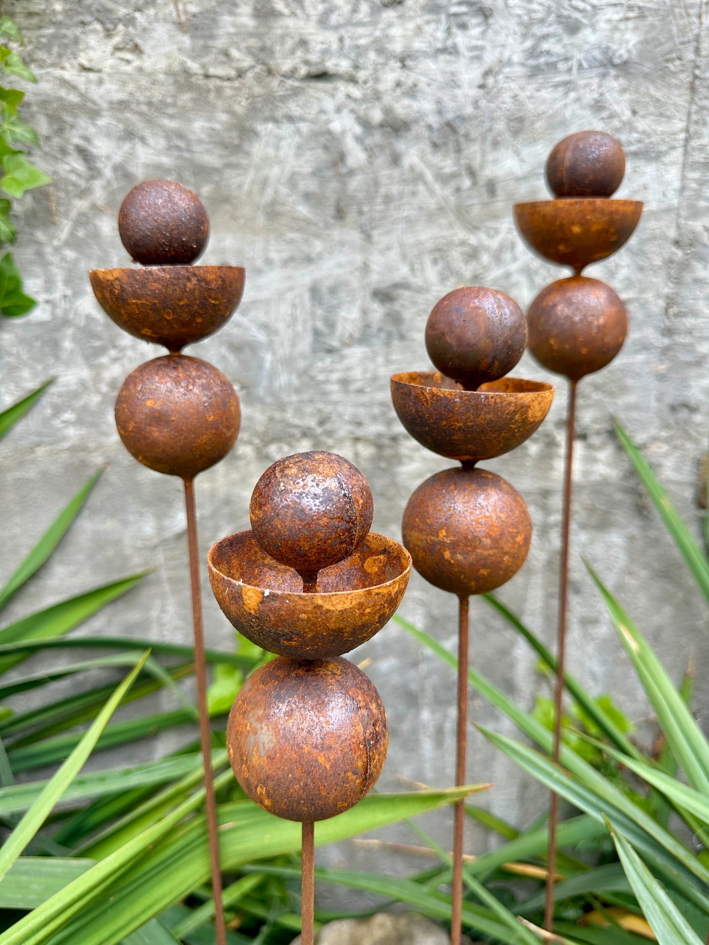 Set of 6 Rusty Metal Flowers, Garden Decorations, Handmade Outdoor Decor for Backyards, Rustic Landscaping, Garden Art, Bee Butterfly Cups