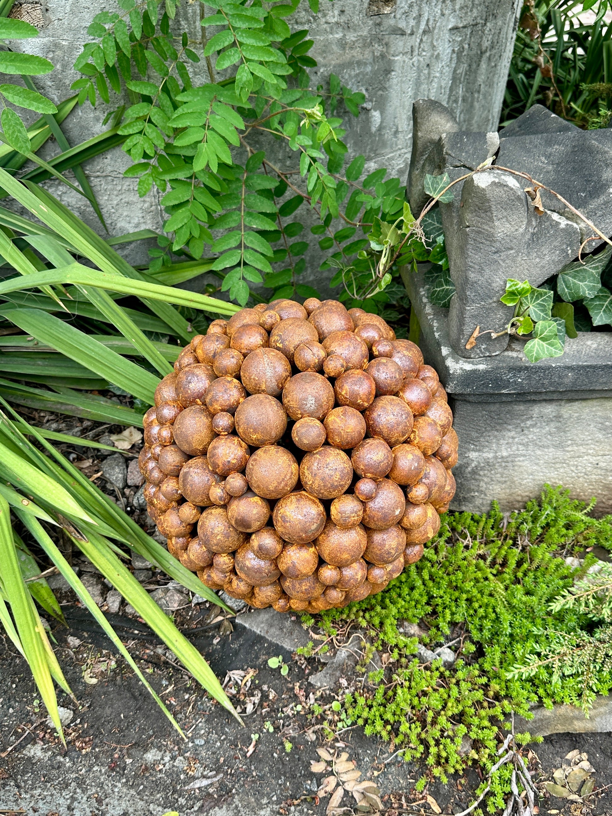 14" Rusty Metal Garden Sphere – Handcrafted Weathered Steel Ball for Outdoor Decor, Modern Yard Art, Rustic Lawn Sculpture