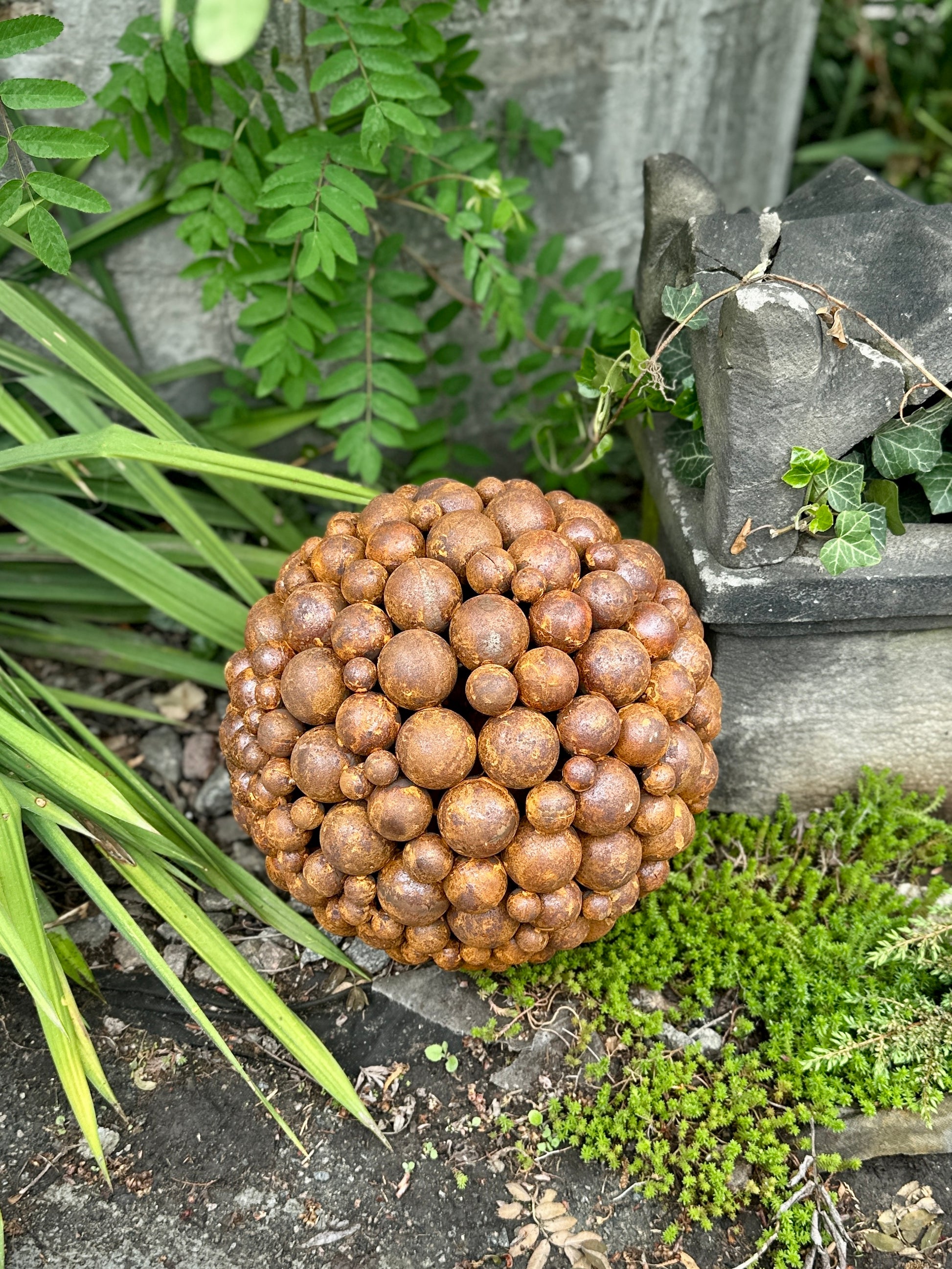 14" Rusty Metal Garden Sphere – Handcrafted Weathered Steel Ball for Outdoor Decor, Modern Yard Art, Rustic Lawn Sculpture