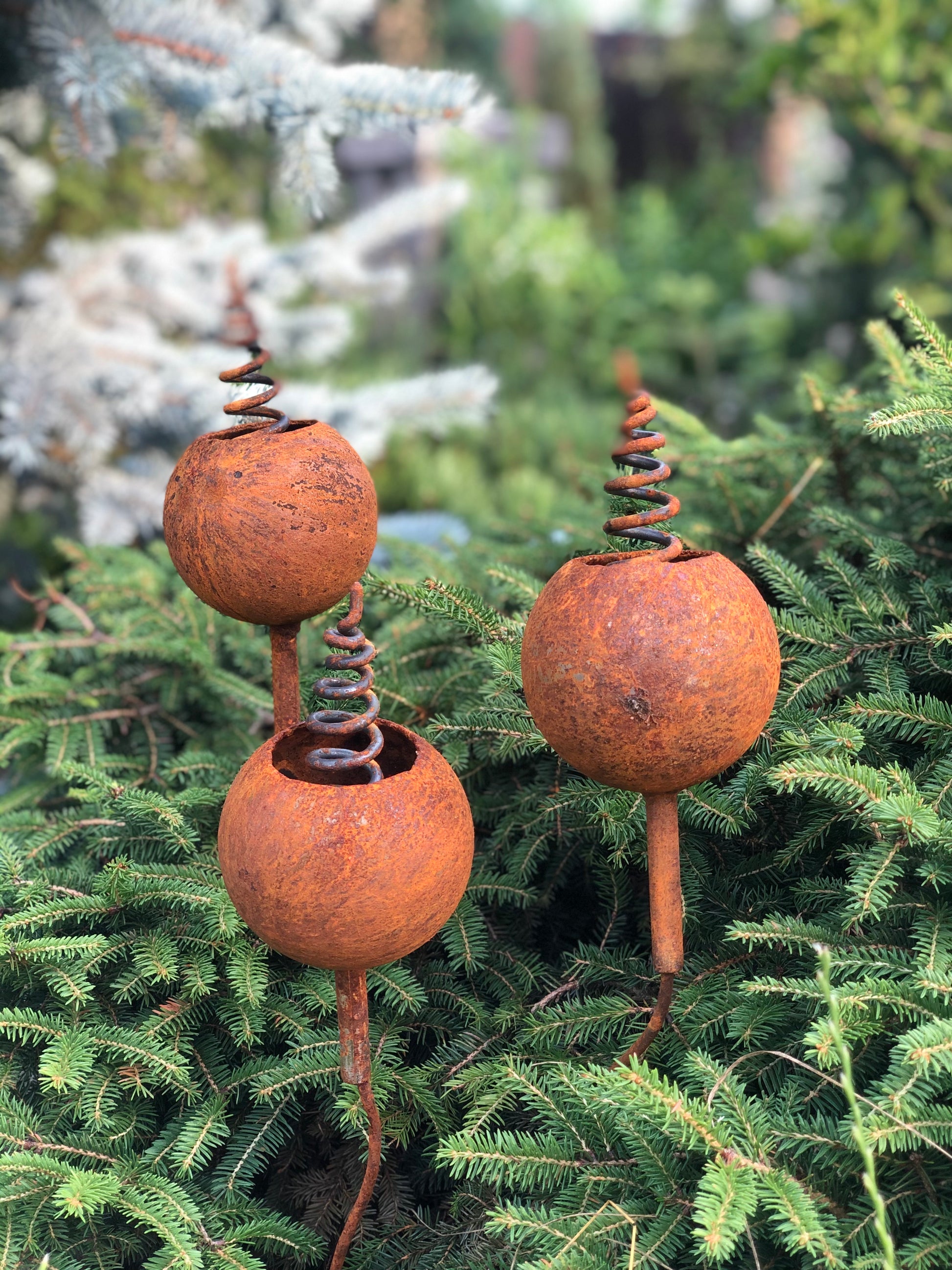 Rusty flowers set of 3, Rustic garden decor, Metal garden decor, metal yard art, outdoor metal decor, Rusty metal garden decor, Garden art