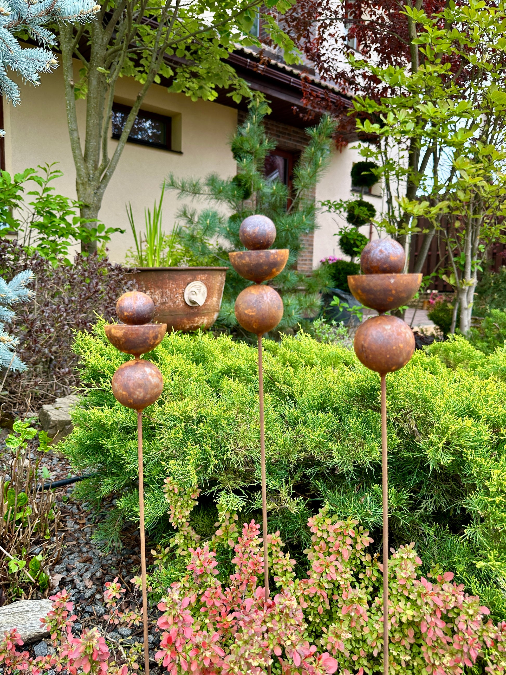 Rusty Flower Buds Set of 3, Garden Stakes, Metal Yard Art, Outdoor Garden Decor, Rustic Metal Sculpture Rusty Rain Catchers Unique Gift