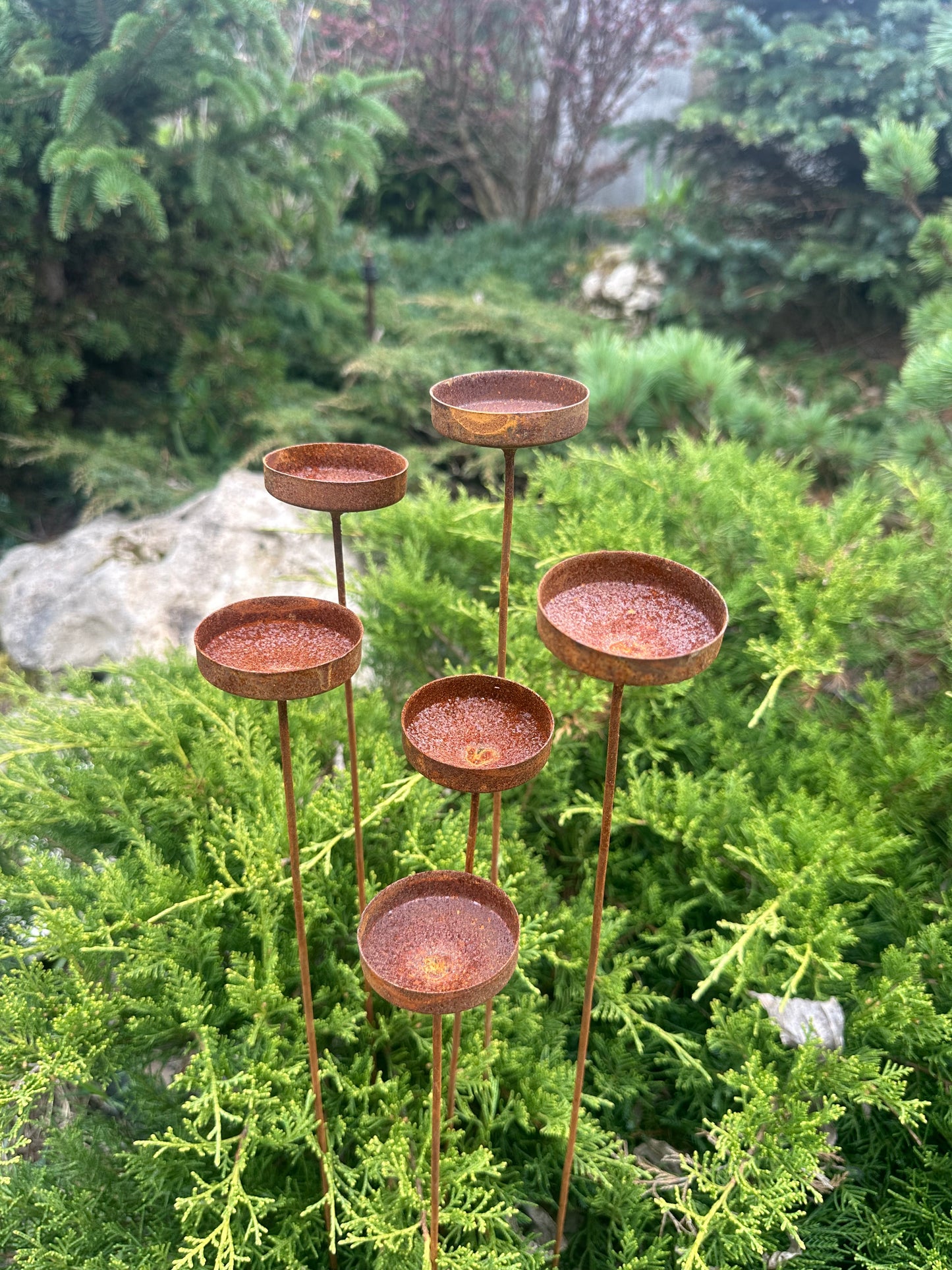 Rusty Flower Garden Stakes - Metal Mini Rain Catchers, Unique Outdoor Garden Decor