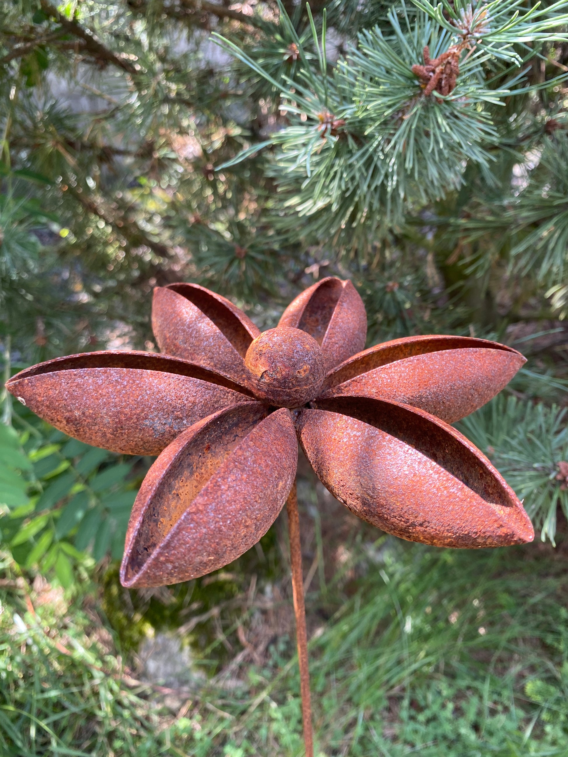 Rusty Metal Flowers Star Anise Outdoor Badian Rusty Stakes Decoration for the Backyard Lawn ornaments