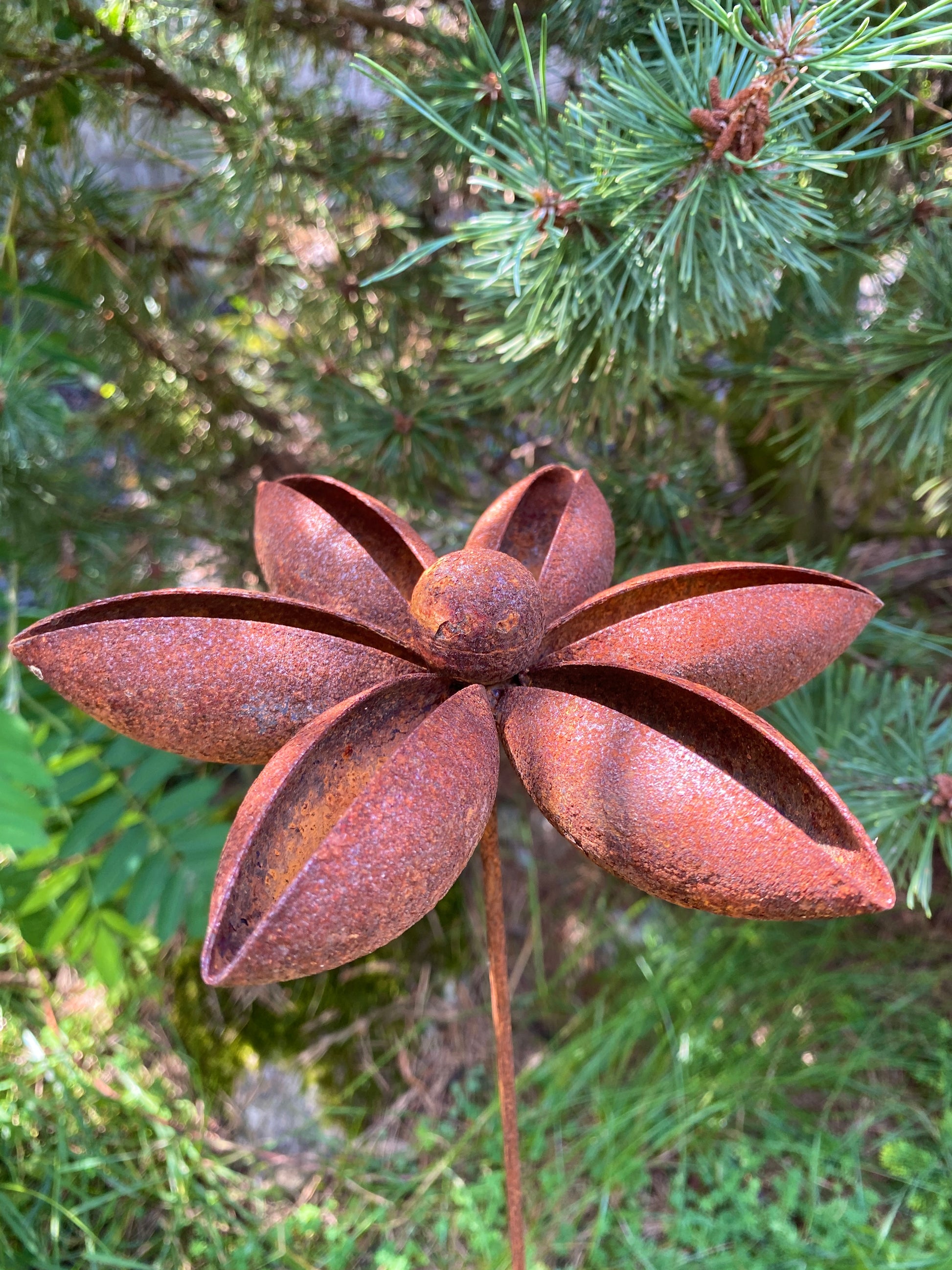 Rusty Metal Flowers Star Anise Outdoor Garden Decor Big Badian Rusty Stakes