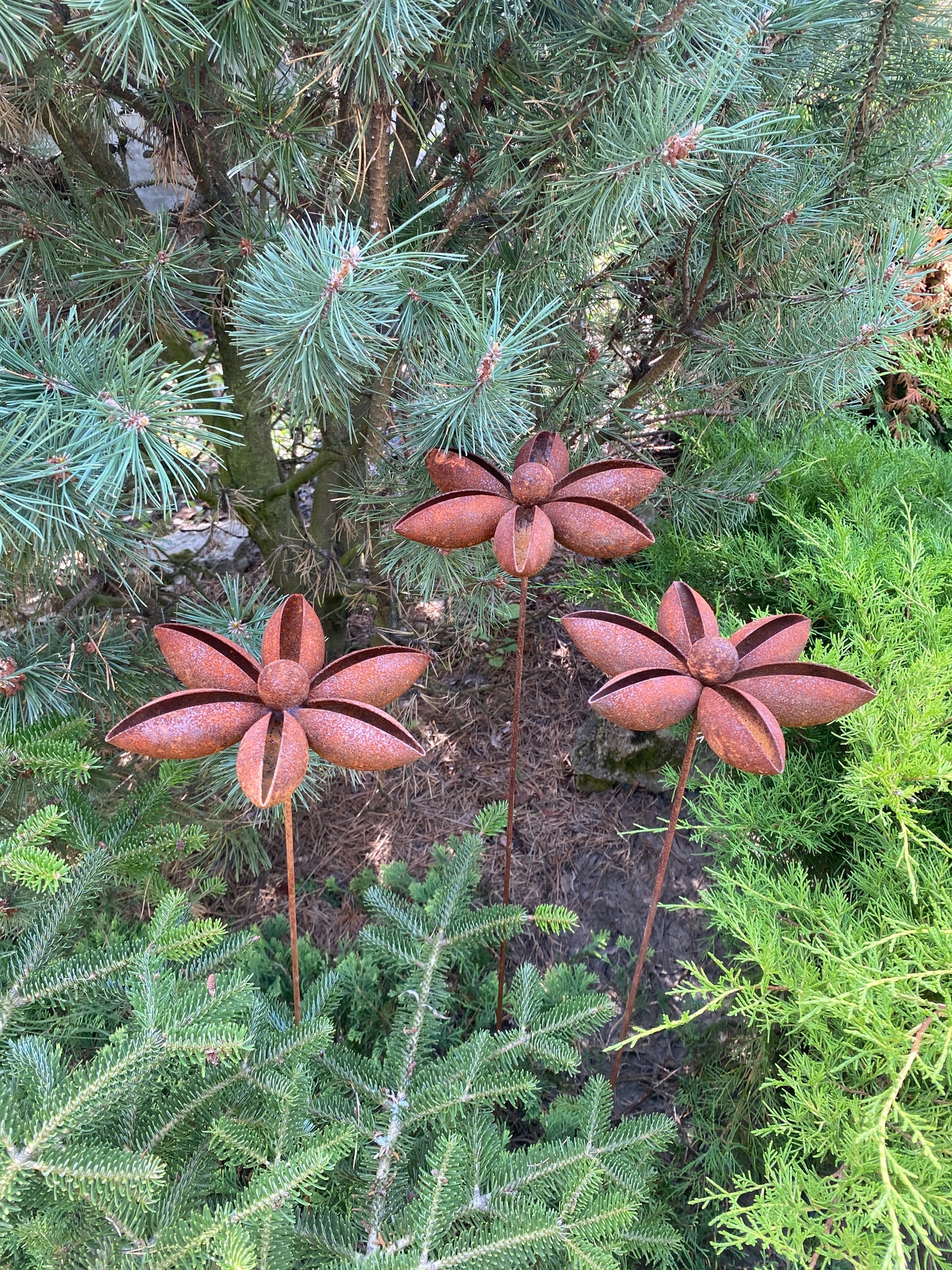 Rusty Metal Flowers Star Anise Outdoor Badian Rusty Stakes Decoration for the Backyard Lawn ornaments