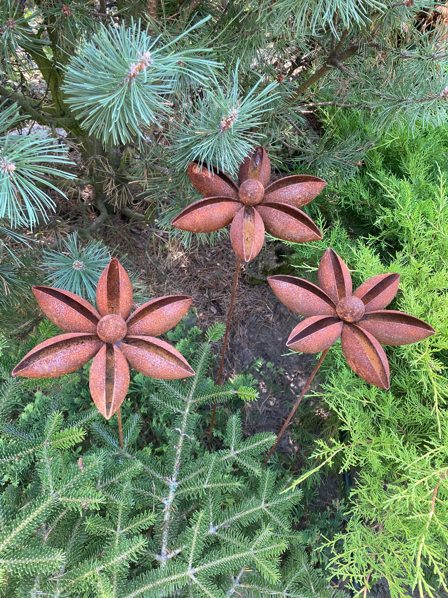 Rusty Metal Flowers Star Anise Outdoor Badian Rusty Stakes Decoration for the Backyard Lawn ornaments