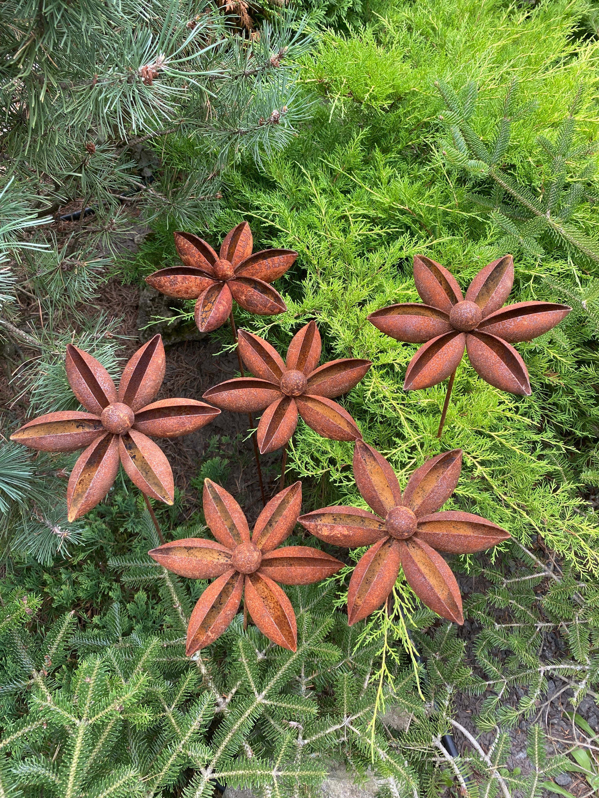 Rusty Metal Flowers Star Anise Outdoor Garden Decor Big Badian Rusty Stakes