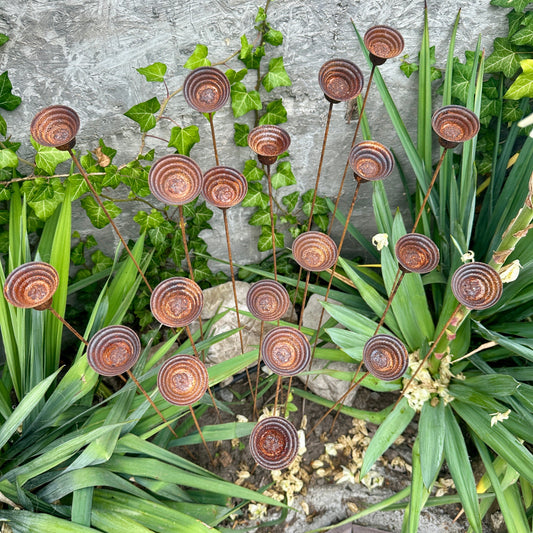 Rusty flowers set of 20, Flowers garden decor, Metal garden decor, metal yard art, Rusty metal rain catchers