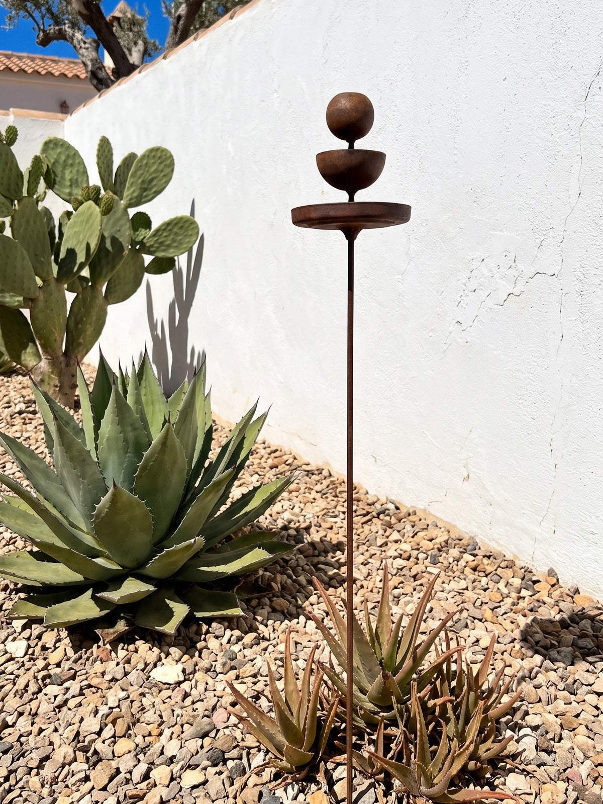 Bestselling Rusted Metal Rain Catcher & Pollinator Water Station – Functional Garden Art