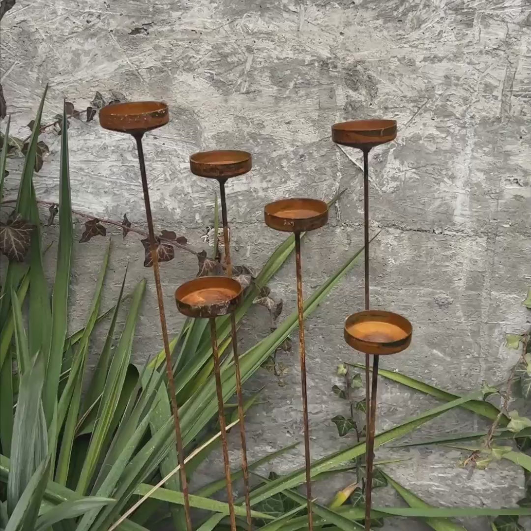 Rusty Flower Garden Stakes - Metal Mini Rain Catchers, Unique Outdoor Garden Decor