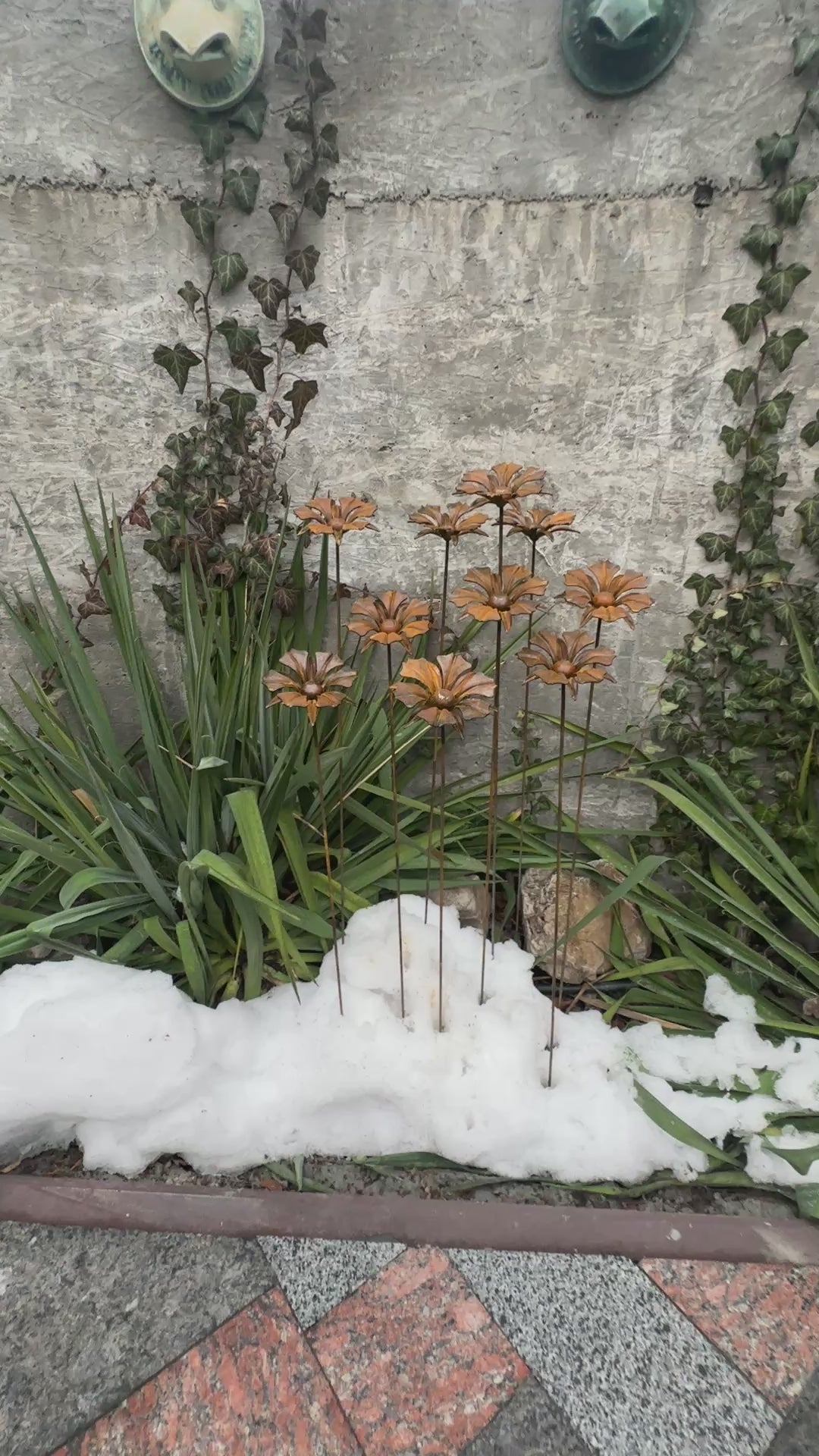 Rusty flowers set of 10, 10 Rusty flowers garden stakes, Metal garden decor, metal yard art, outdoor metal decor, Rusty metal garden decor