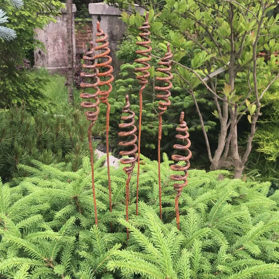 Rusty flowers set of 6, Flowers garden decor, Metal garden decor, metal yard art, outdoor metal decor, Rusty metal garden decor