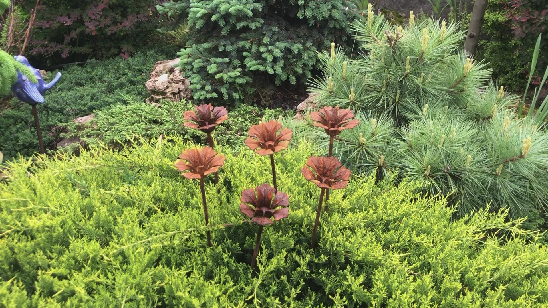 Rusty flowers set of 6, 6 Rusty flowers garden stakes, Metal garden decor, metal yard art, outdoor metal decor, Rusty metal garden decor