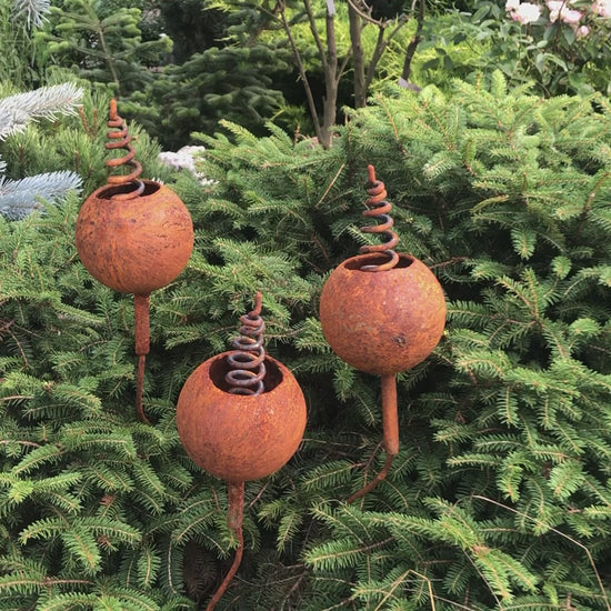 Rusty flowers set of 3, Rustic garden decor, Metal garden decor, metal yard art, outdoor metal decor, Rusty metal garden decor, Garden art