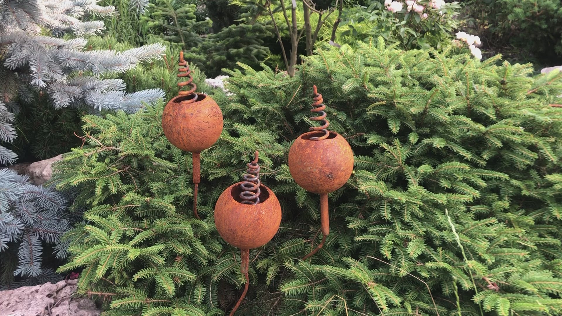 Rusty flowers set of 3, Rustic garden decor, Metal garden decor, metal yard art, outdoor metal decor, Rusty metal garden decor, Garden art