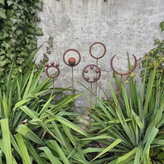 Rusty Finials Set of 5, Garden Stakes, Metal Garden Decor, Metal Yard Art, Outdoor Metal Decor, Rustic Metal Rings Garden Sculpture