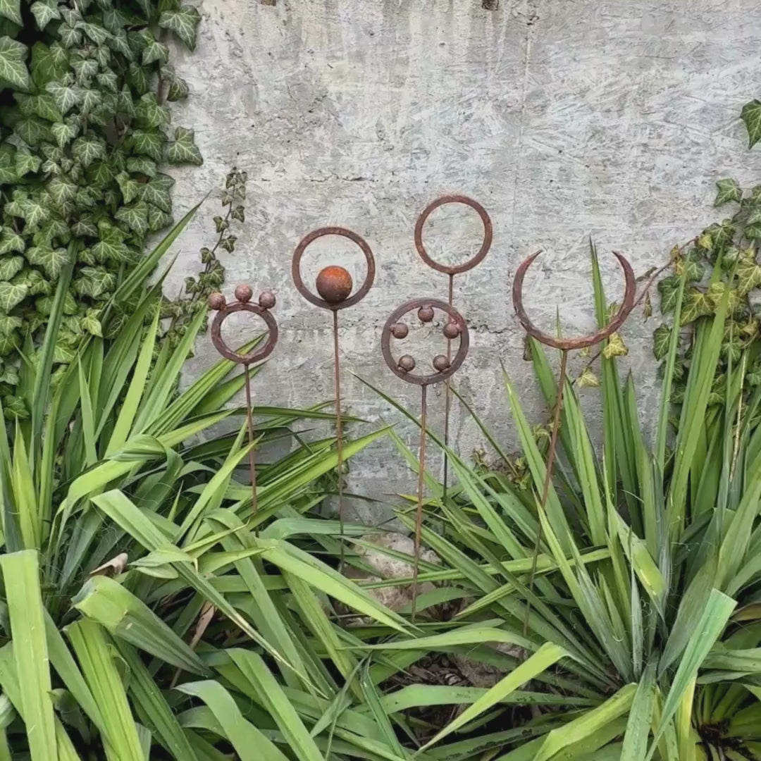 Rusty Finials Set of 5, Garden Stakes, Metal Garden Decor, Metal Yard Art, Outdoor Metal Decor, Rustic Metal Rings Garden Sculpture