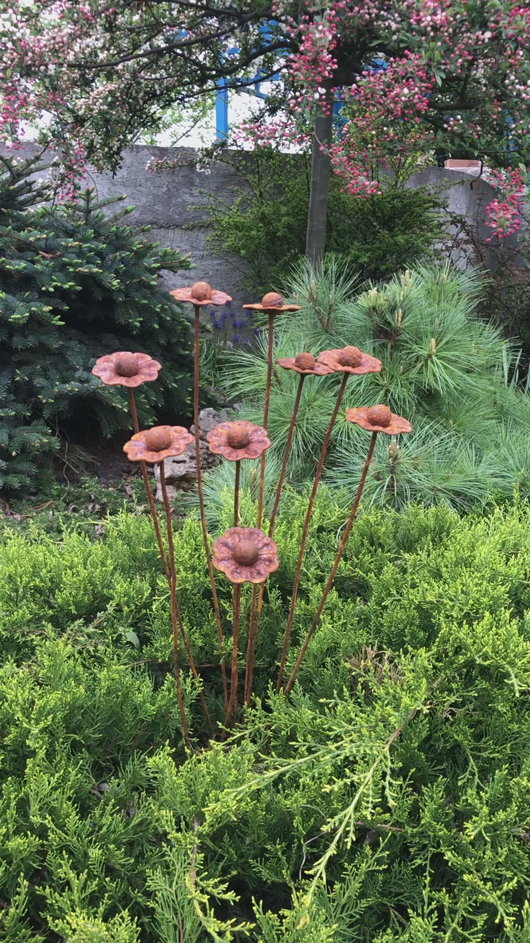 Rusty flowers set of 10, 10 Rusty flowers garden stakes, Metal garden decor, metal yard art, outdoor metal decor, Rusty metal garden decor