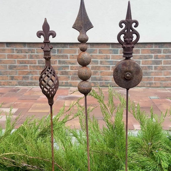 Rusty Garden Finial – Metal Garden Stakes, Rustic Yard Art, Flower Pot Decor, Garden Art, Unique Gift Idea