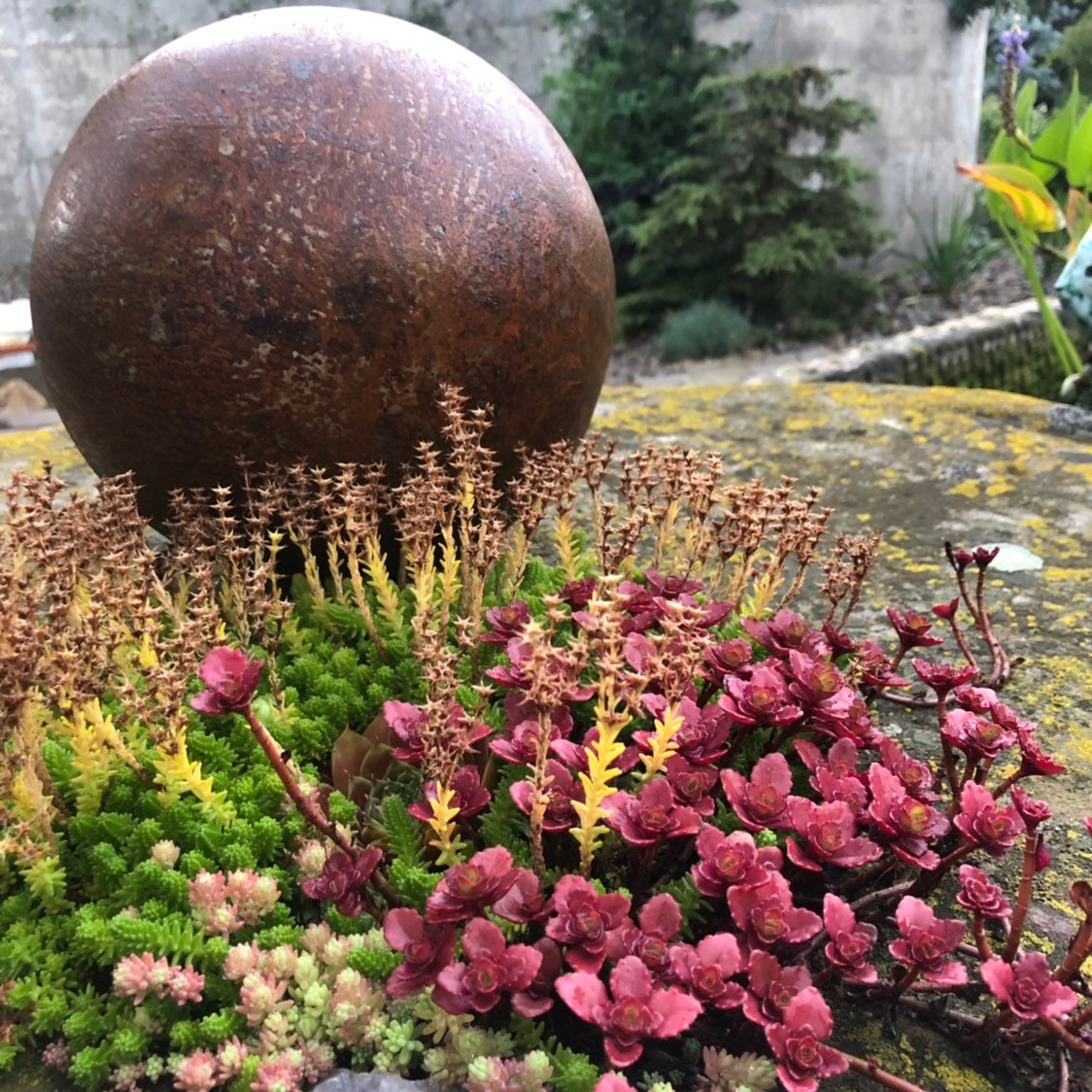 Garden Rusty Metal 8" Sphere, Outdoor decor, Garden orb, Rusty yard art