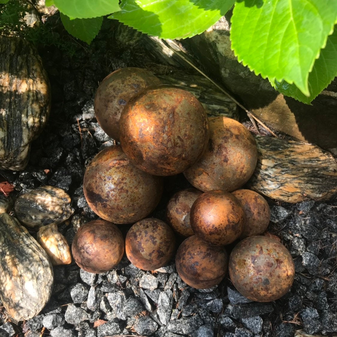 Rusty metal balls set, Garden decor, Garden art, Rusty metal art, Rusty decor, Metal sphere, Outdoor decor, Garden sphere, Rusty art, Sphere