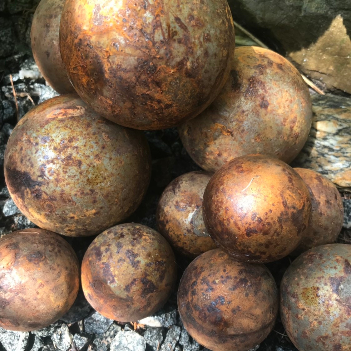 Rusty metal balls set, Garden decor, Garden art, Rusty metal art, Rusty decor, Metal sphere, Outdoor decor, Garden sphere, Rusty art, Sphere