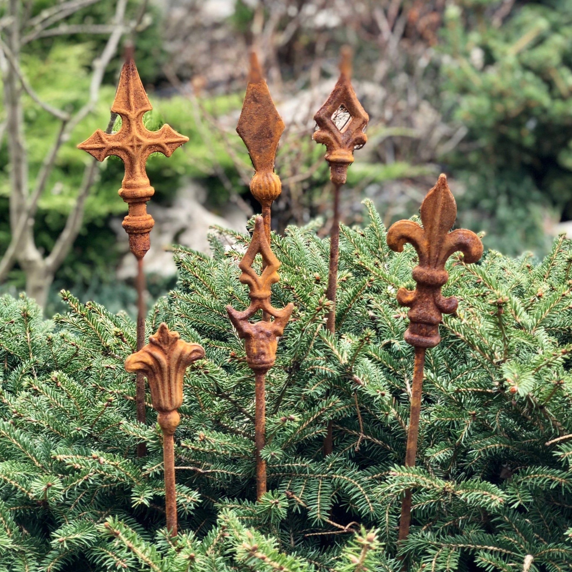 Rusty finials set of 6, 6 Rusty finials garden stakes, Metal garden decor, metal yard art, outdoor metal decor, Rusty metal garden decor