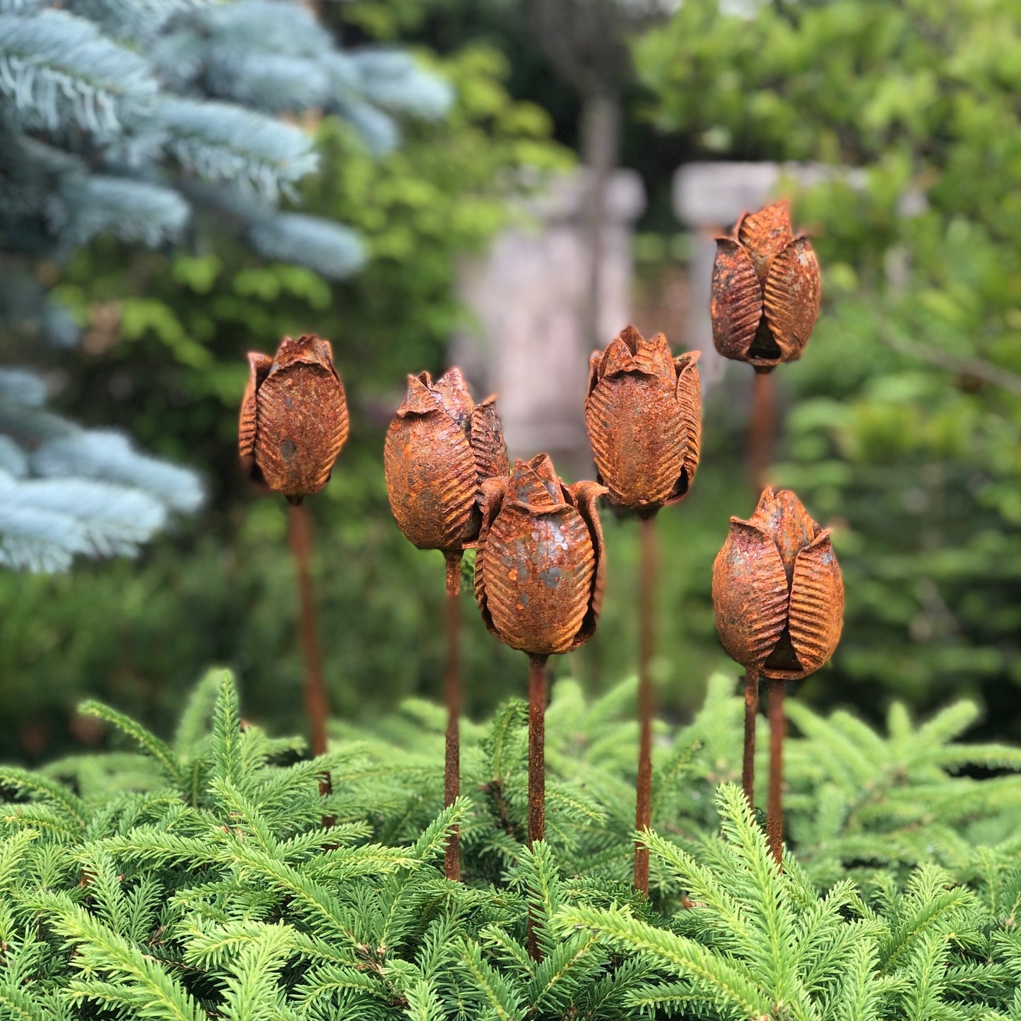 Rusty flowers set of 6, Tulips flowers garden decor, Metal garden decor, metal yard art, outdoor metal decor, Rusty metal garden decor