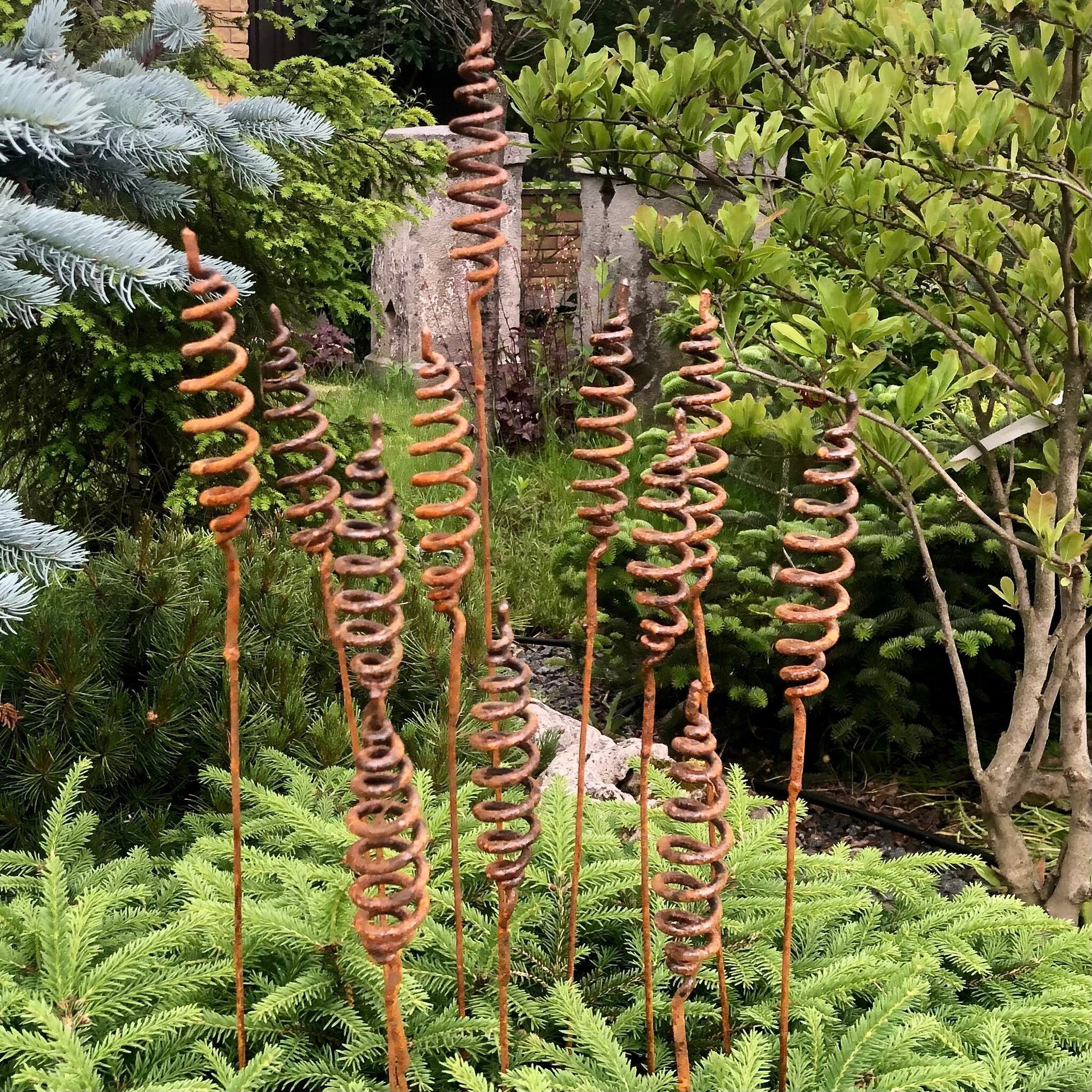 Rusty flowers set of 12, Flowers garden decor, Metal garden decor, metal yard art, outdoor metal decor, Rusty metal garden decor