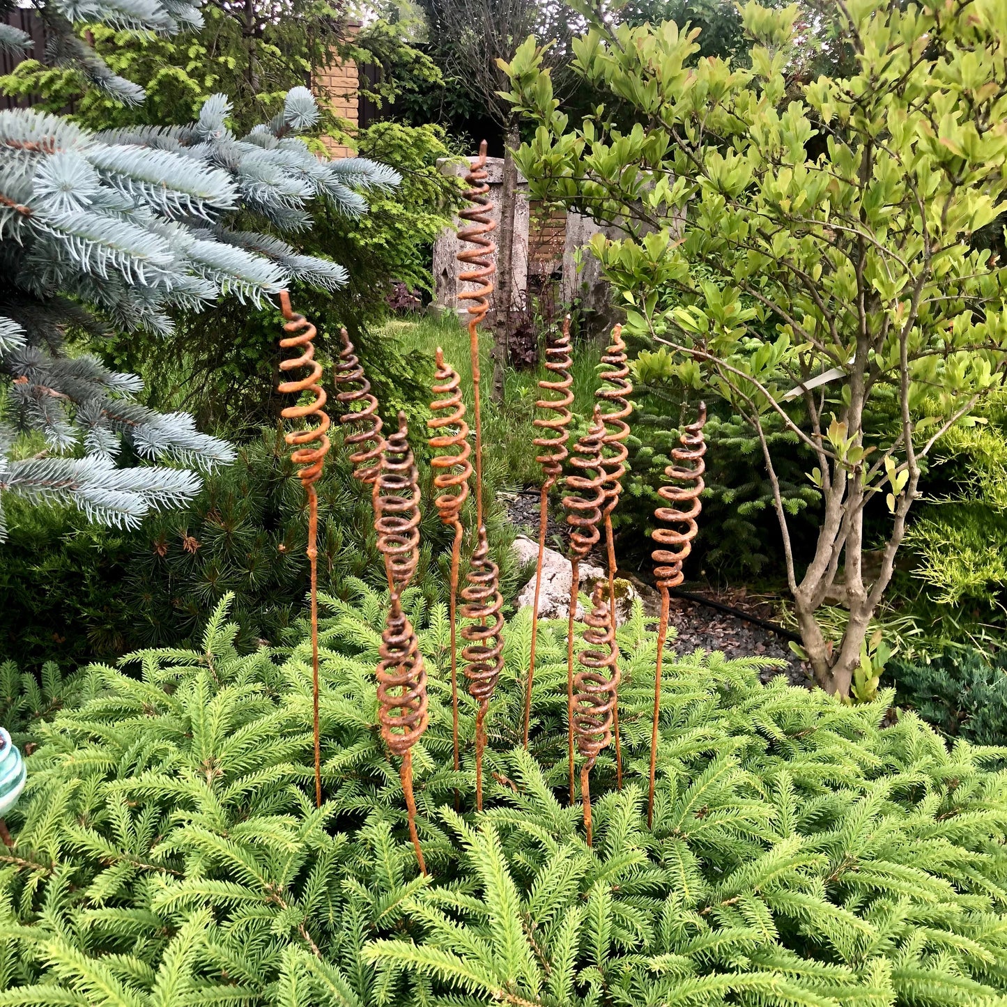 Rusty flowers set of 12, Flowers garden decor, Metal garden decor, metal yard art, outdoor metal decor, Rusty metal garden decor