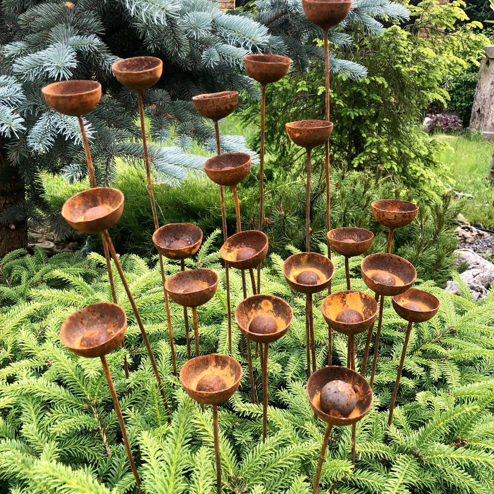 Rusty flowers set of 20, Flowers garden decor, Metal garden decor, metal yard art, outdoor metal decor, Rusty metal rain catchers